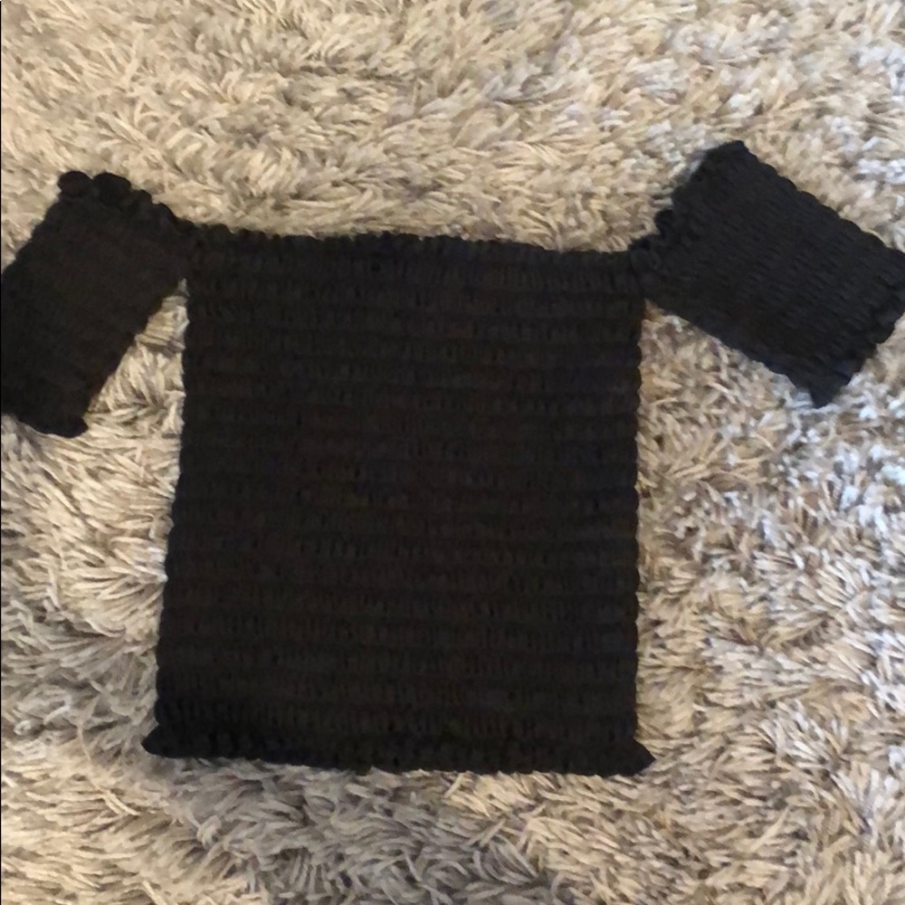 Black crop top
